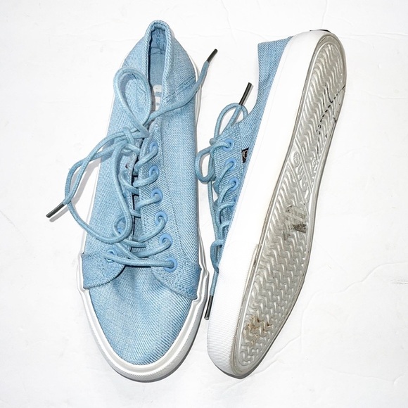 Lamo Shoes - Lamo Vita Sky Blue And White Casual Tie Sneakers